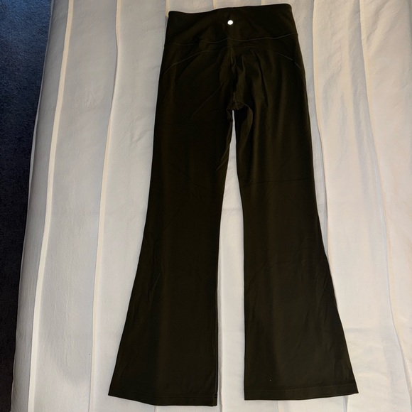 lululemon Groove Nulu Flared pants - Picture 3 of 4